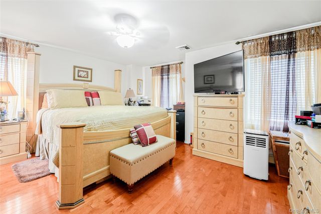 309 Mundy Lane, Mount Vernon, NY 10550