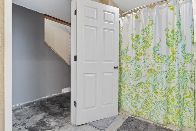 320 W Hunt Avenue, Twin Lakes, WI 53181