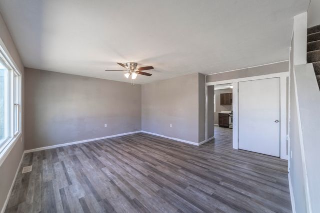 765 Governor Road, Valparaiso, IN 46385