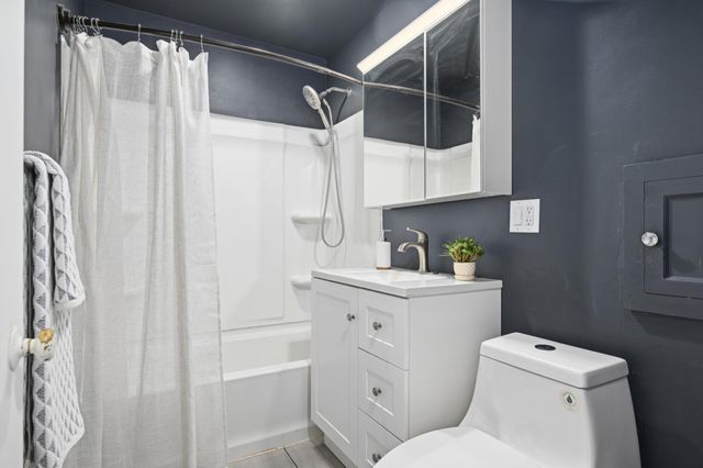 3539 Sumter Avenue S, Saint Louis Park, MN 55426