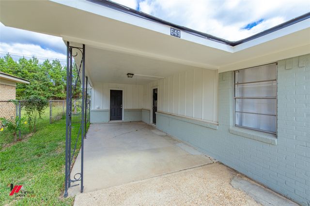 649 Woodmont Place, Shreveport, LA 71108