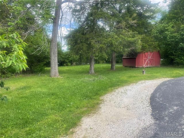 5420 Glade Chapel Road, Hillsboro, MO 63050