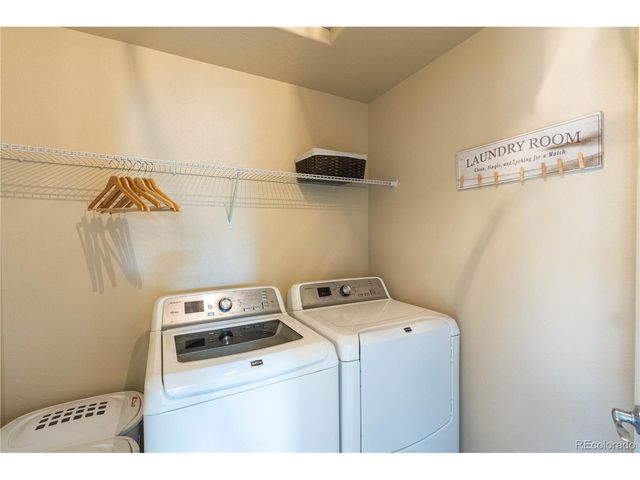 9020 Sandpiper Dr, Longmont, CO 80504