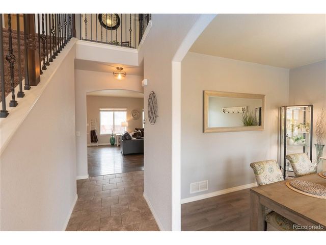 9020 Sandpiper Dr, Longmont, CO 80504