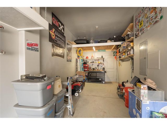 9020 Sandpiper Dr, Longmont, CO 80504