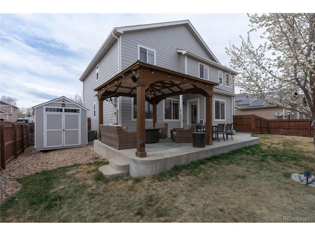 9020 Sandpiper Dr, Longmont, CO 80504