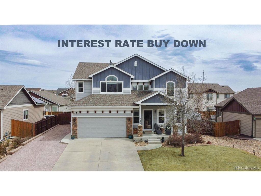 9020 Sandpiper Dr, Longmont, CO 80504