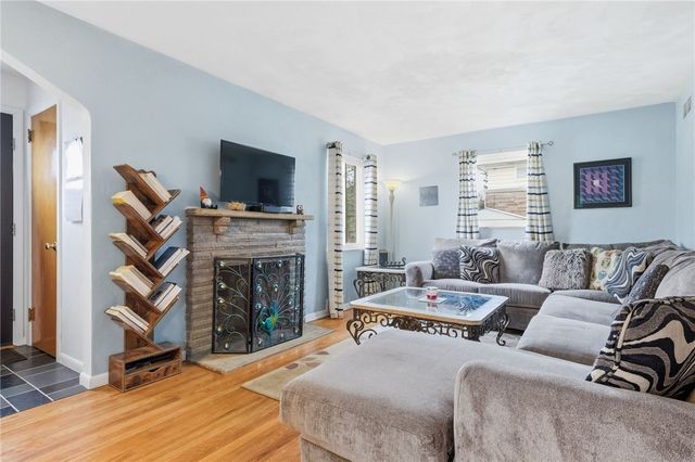 4779 King Road, Hampton, PA 15101