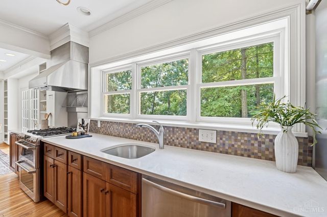 407 Lafayette Avenue, Cincinnati, OH 45220