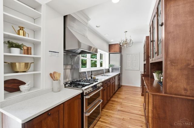 407 Lafayette Avenue, Cincinnati, OH 45220