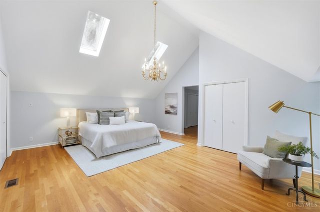 407 Lafayette Avenue, Cincinnati, OH 45220
