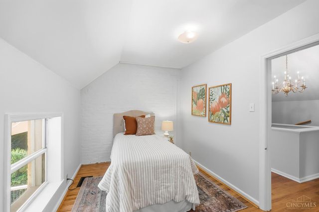 407 Lafayette Avenue, Cincinnati, OH 45220