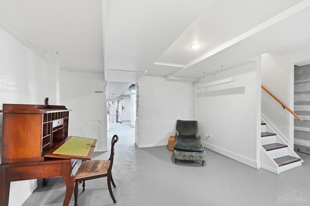 407 Lafayette Avenue, Cincinnati, OH 45220