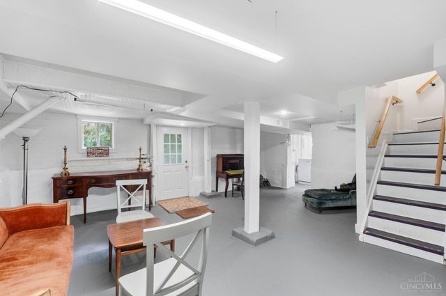 407 Lafayette Avenue, Cincinnati, OH 45220
