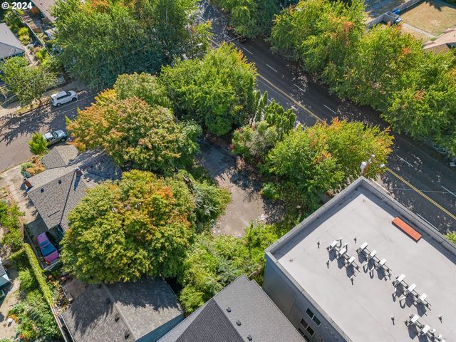 N Montana Ave, Portland, OR 97217