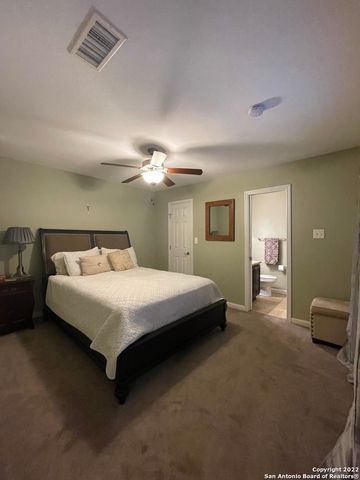 100 Lorenz Rd Apt 1105, San Antonio, TX 78209