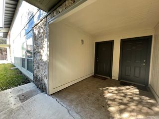 100 Lorenz Rd Apt 1105, San Antonio, TX 78209