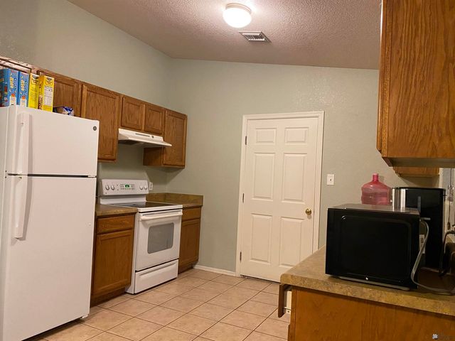 10310 S Typhoon Ave, Yuma, AZ 85365