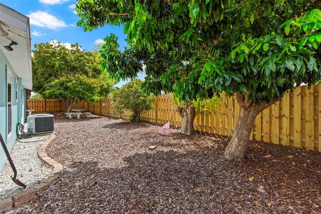 6401 36TH AVENUE W, Bradenton, FL 34209