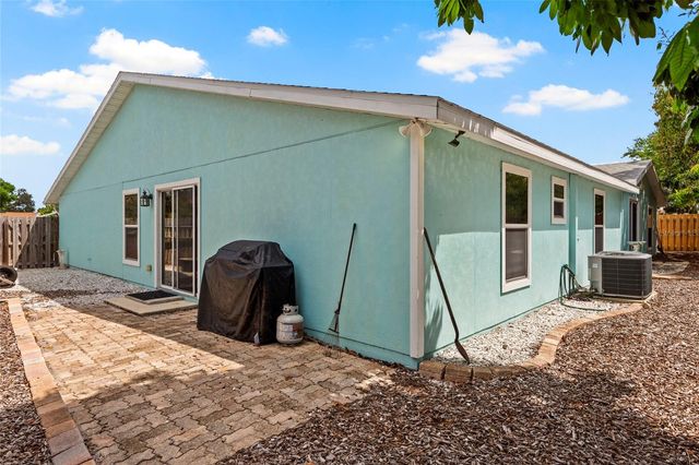 6401 36TH AVENUE W, Bradenton, FL 34209