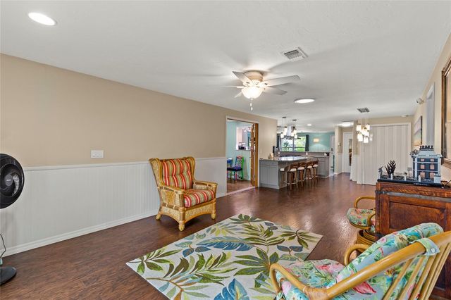 6401 36TH AVENUE W, Bradenton, FL 34209