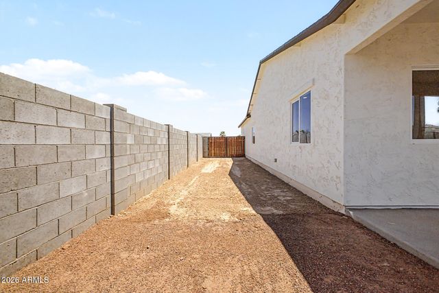11030 W GUAYMAS Drive, Arizona City, AZ 85123