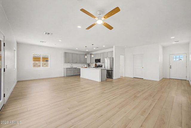 11030 W GUAYMAS Drive, Arizona City, AZ 85123