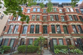 317 W WEBSTER Avenue 2, Chicago, IL 60614