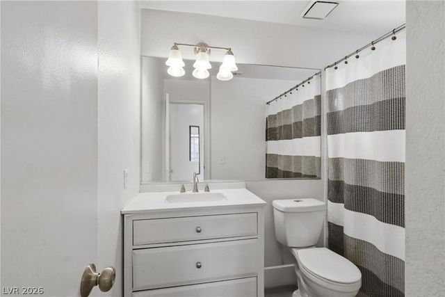 1923 Casa Verde Drive, North Las Vegas, NV 89031