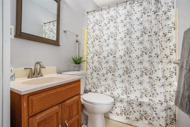 91 N Cedar Avenue, Battle Creek, MI 49037