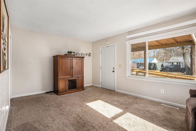 91 N Cedar Avenue, Battle Creek, MI 49037