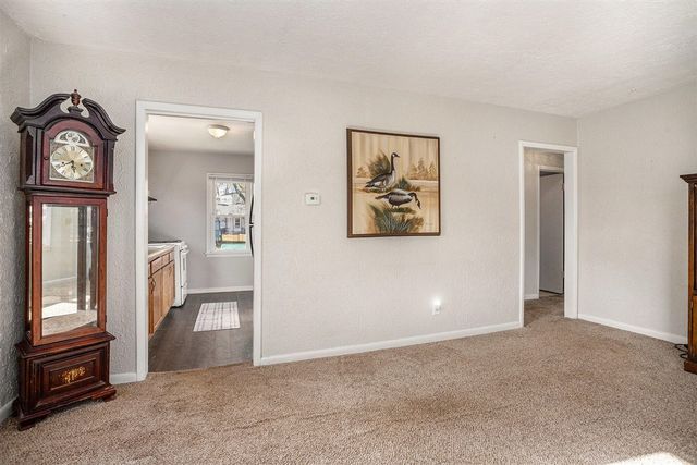 91 N Cedar Avenue, Battle Creek, MI 49037