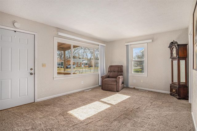 91 N Cedar Avenue, Battle Creek, MI 49037