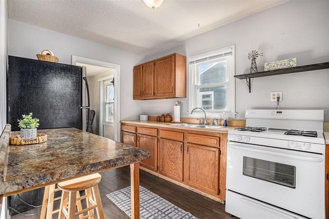 91 N Cedar Avenue, Battle Creek, MI 49037