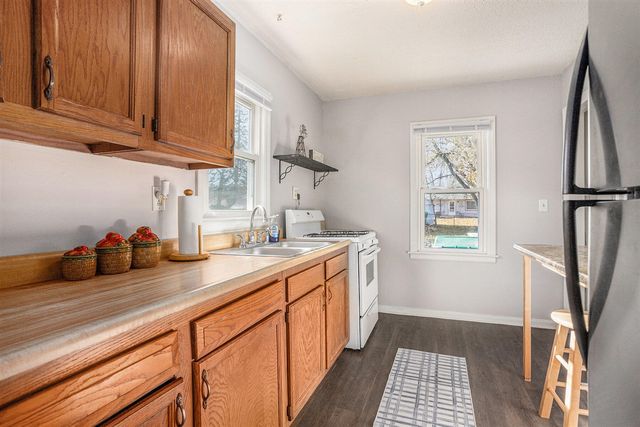 91 N Cedar Avenue, Battle Creek, MI 49037