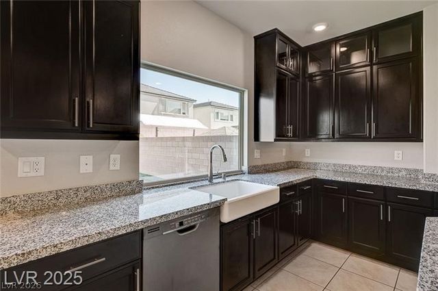 6626 Tangled Vines Avenue, Las Vegas, NV 89139