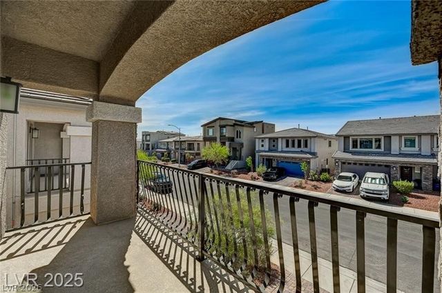 6626 Tangled Vines Avenue, Las Vegas, NV 89139