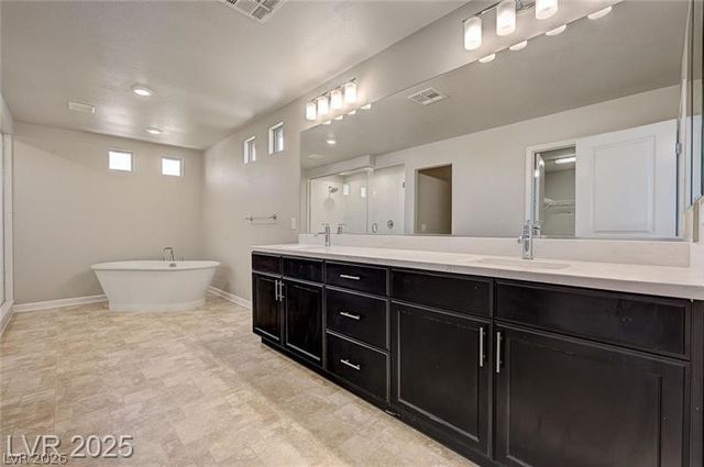 6626 Tangled Vines Avenue, Las Vegas, NV 89139