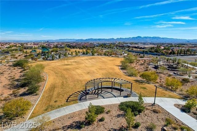 6626 Tangled Vines Avenue, Las Vegas, NV 89139