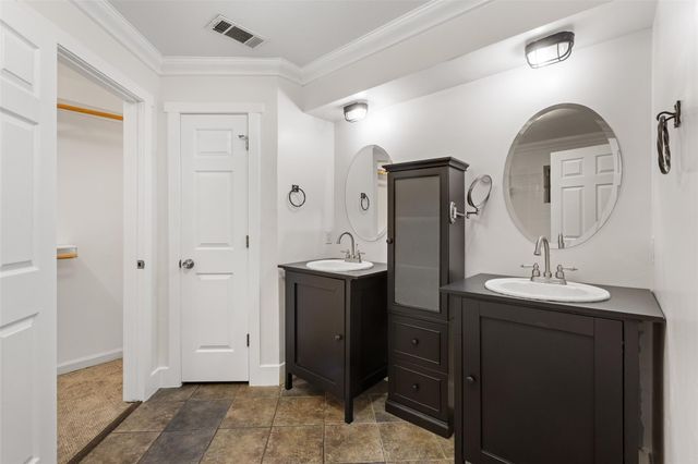 6005 Sun Vista DR, Austin, TX 78749