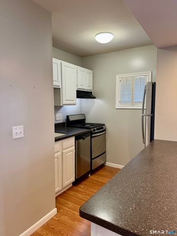 1114 Old Pond Lane 1114, Norwich, CT 06360