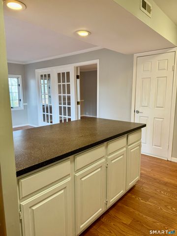 1114 Old Pond Lane 1114, Norwich, CT 06360