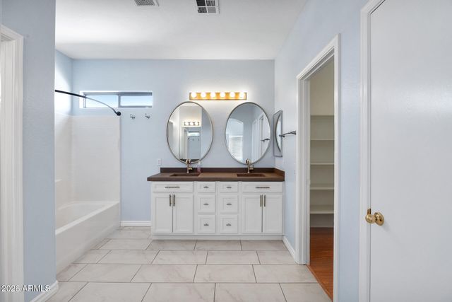 3006 E KINGS Avenue, Phoenix, AZ 85032