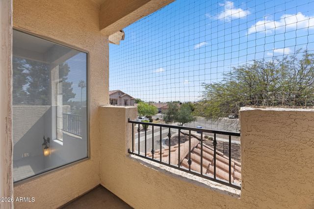 3006 E KINGS Avenue, Phoenix, AZ 85032