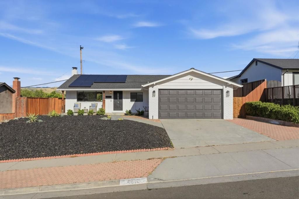 Image 1 of property listing at 4610 Capitola Avenue, San Jose, CA 95111