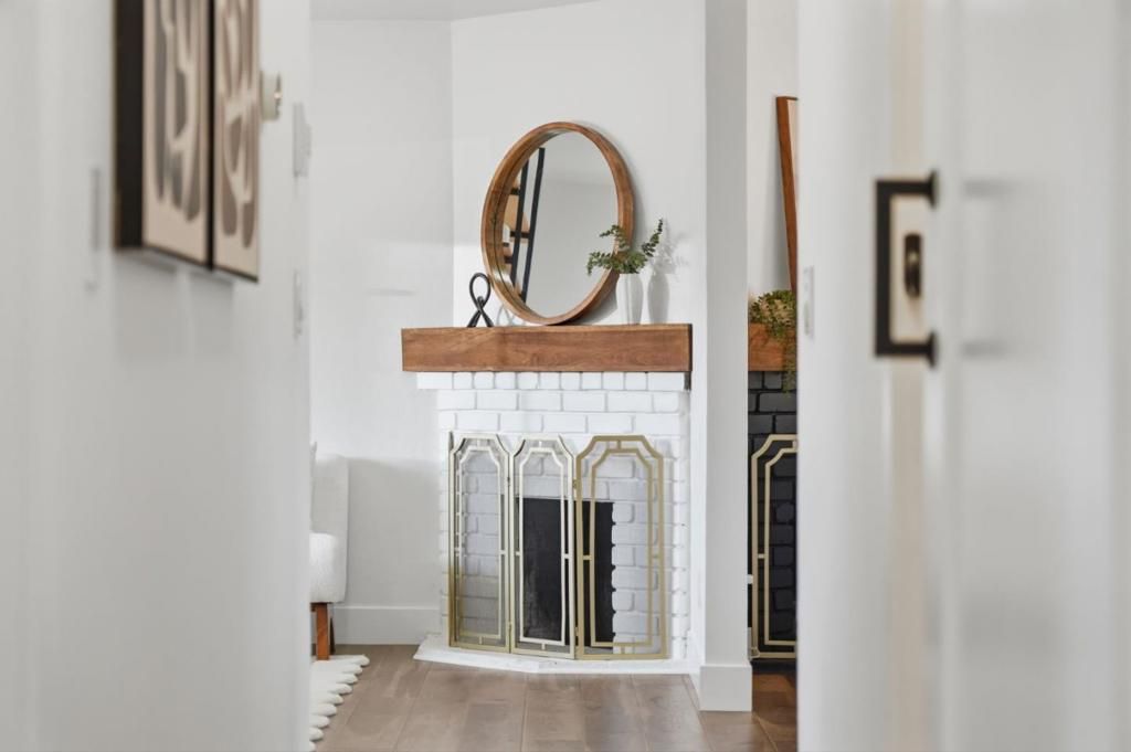 Image 12 of property listing at 4610 Capitola Avenue, San Jose, CA 95111