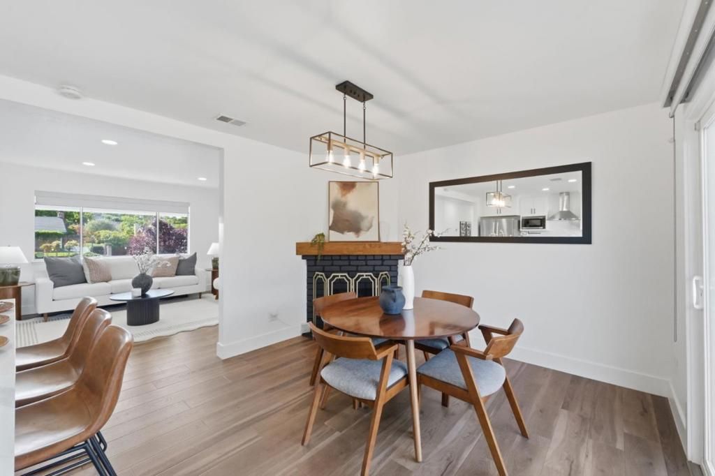 Image 27 of property listing at 4610 Capitola Avenue, San Jose, CA 95111