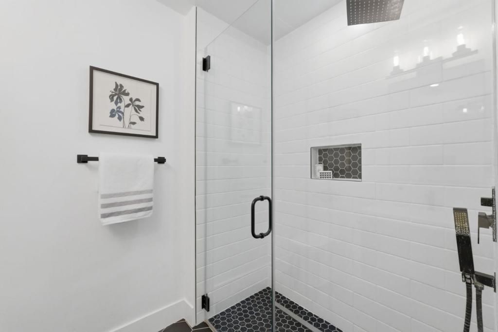 Image 43 of property listing at 4610 Capitola Avenue, San Jose, CA 95111