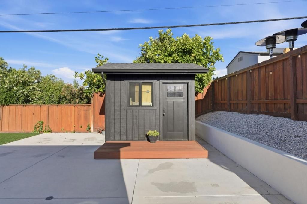 Image 48 of property listing at 4610 Capitola Avenue, San Jose, CA 95111