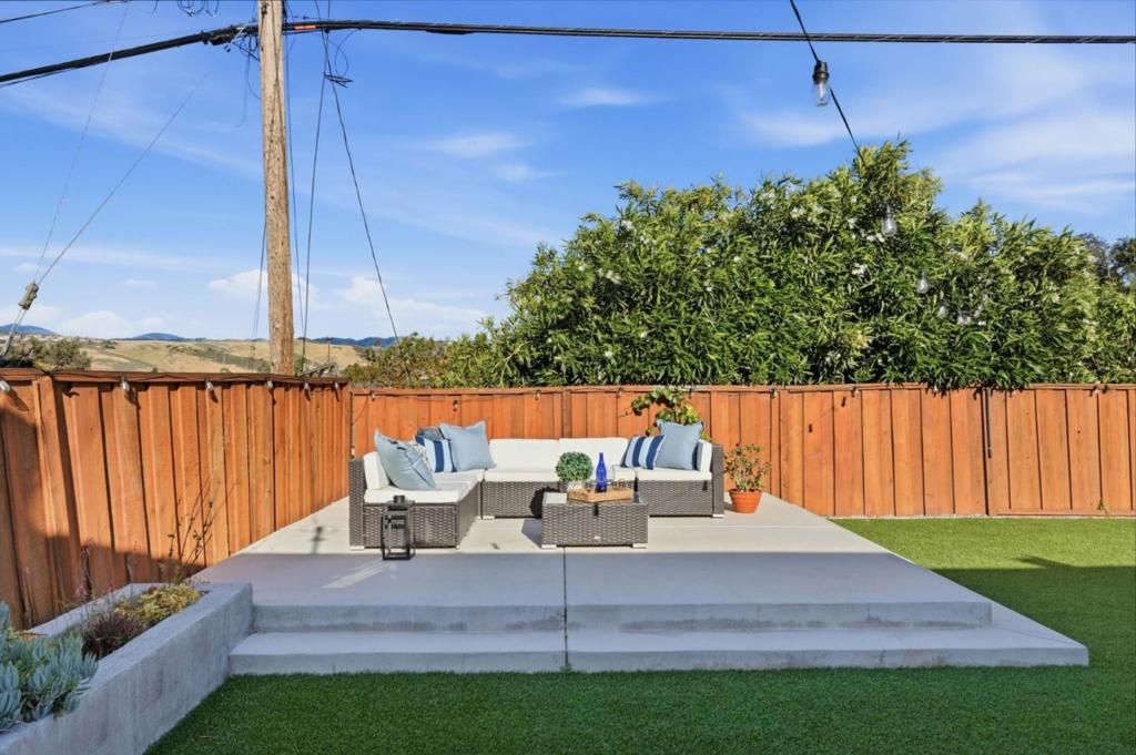 Image 53 of property listing at 4610 Capitola Avenue, San Jose, CA 95111